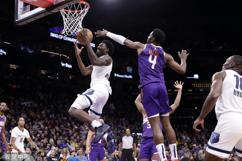 的阴影中 的阴影中